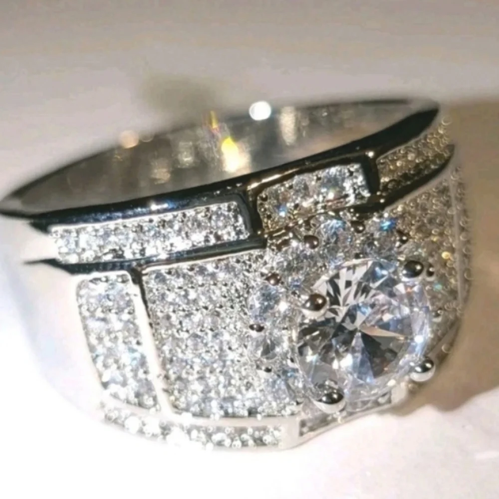 Elegant Mens 4 Ct Lab Created diamond Blinged out 925 Silver Wedding Band